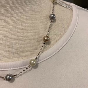 Tri-Colored Faux Pearl Necklace Gray, Tan & White